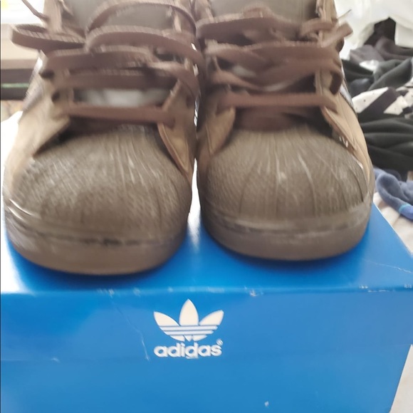 Size 11. Brown Adidas - Picture 2 of 6
